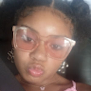 Meet your Posher, Juliana